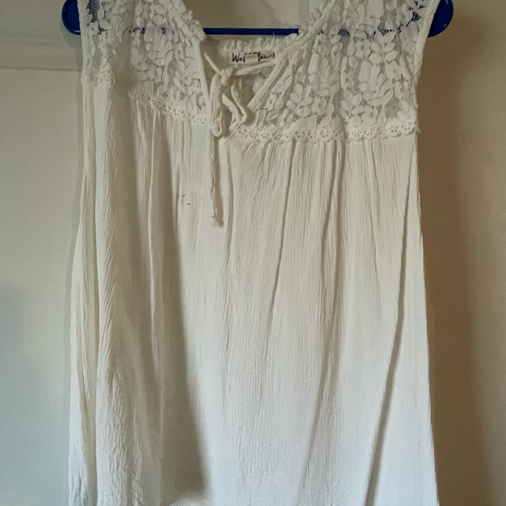 Wallflower White Sleeveless Tie Front Blouse